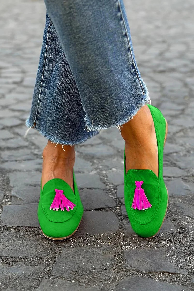 Sue | Zielony loafers z różowymi frędzlami
